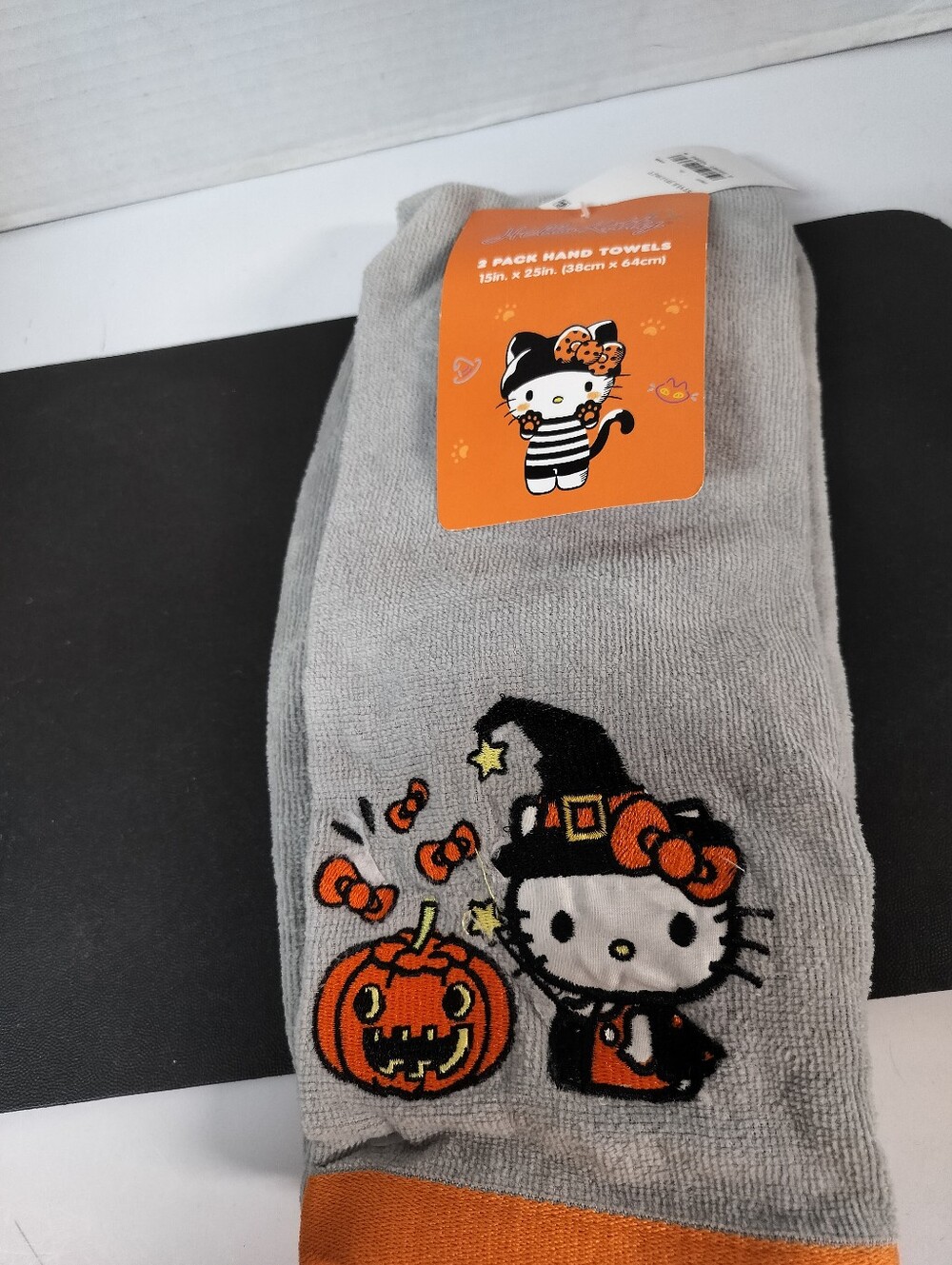 Sanrio Hello Kitty Halloween Hand Towels 2-Pack Witch Pumpkin Embroidery NWT